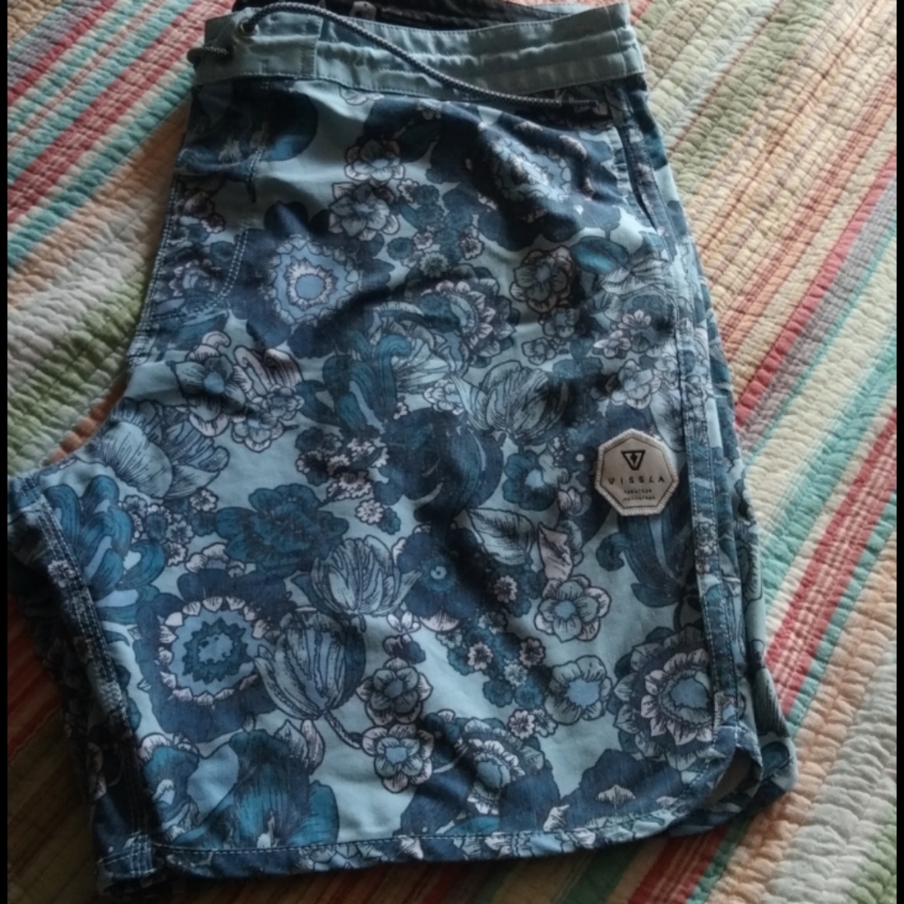Vissla boardshorts